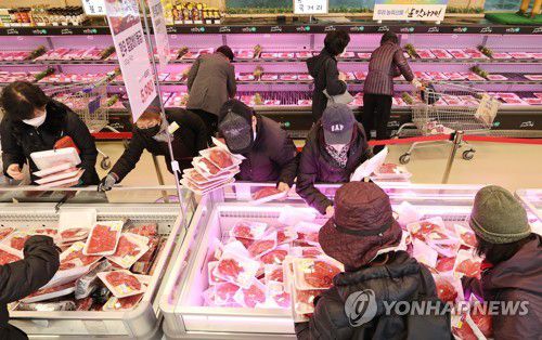 하나로마트, 한우 할인행사[연합뉴스 자료 사진]