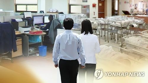 신혼부부 첫출산 때 10쌍 중 1쌍 꼴로 맞벌이 포기(CG)[연합뉴스TV 제공]