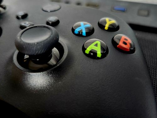 게임 컨트롤러의 'A' 버튼[촬영 김주환]