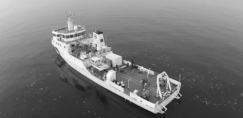 중국의 고고학 작업선 '중국고고 01' 모습 2015년 열린 '한·중 수중고고학 국제학술대회' 행사 발표집 캡처 [국립해양문화재연구소 제공. 재판매 및 DB 금지]