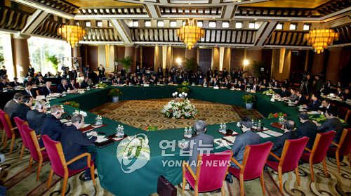 제2차 6자회담youngsoo@yna.co.kr  <저작권자 ⓒ 2004 연 합 뉴 스. 무단전재-재배포 금지.>