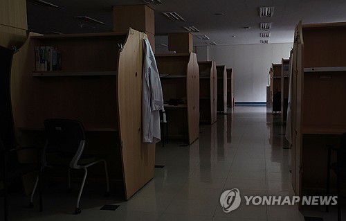 지난 15일 서울 소재 한 대학교 의과대학 열람실이 텅 비어 있다. [연합뉴스 자료사진. 재판매 및 DB 금지]