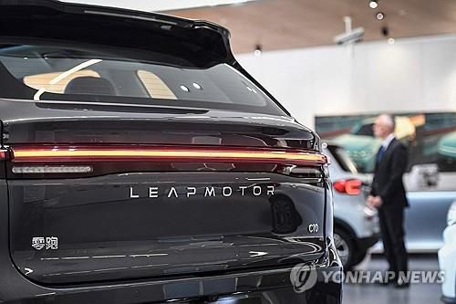 중국 항저우에 전시된 립모터 전기차[AFP=연합뉴스]