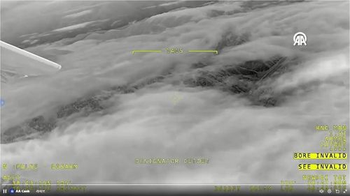 이란 대통령 '헬기 추락' 수색하는 튀르키예 드론 화면[아나돌루 트위터 계정 발췌. 재판매 및 DB 금지]