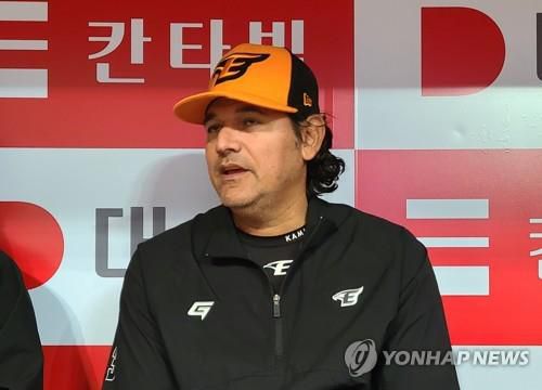 카를로스 수베로 감독[연합뉴스 자료사진]