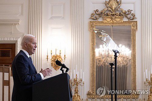 이스라엘의 새 휴전안에 대해 발언하는 조 바이든 미 대통령(워싱턴DC UPI=연합뉴스) 5월 31일(현지시간) 조 바이든 대통령이 워싱턴DC 백악관에서 긴급 기자회견을 하고 이스라엘이 새롭게 제안한 3단계 휴전안을 공개하고 있다. 2024.6.1