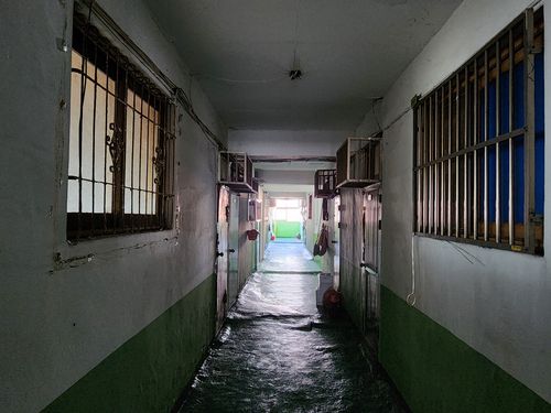 절반 가까이가 비어 있는 동구 수정아파트[촬영 박성제]