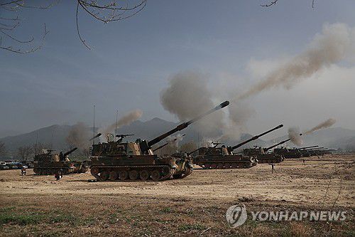 사격하는 K9자주포[연합뉴스 자료사진]