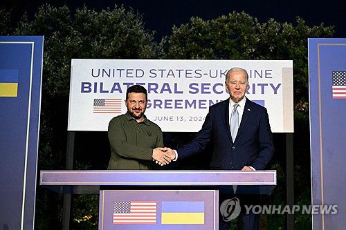 젤렌스키 우크라이나 대통령과 바이든 미국 대통령[AFP=연합뉴스 자료사진. 재판매 및 DB 금지]