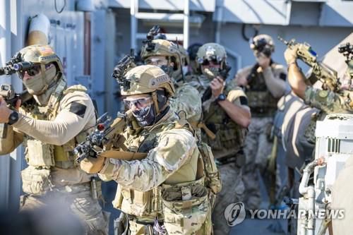 미 해군 특수부대 네이비실[EPA 연합뉴스 자료사진]