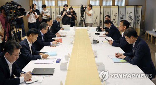 대외경제장관회의서 발언하는 최상목 부총리(서울=연합뉴스) 최재구 기자 = 최상목 부총리 겸 기획재정부 장관이 4일 서울 종로구 정부서울청사에서 열린 대외경제장관회의에서 발언하고 있다. 2024.7.4 jjaeck9@yna.co.kr