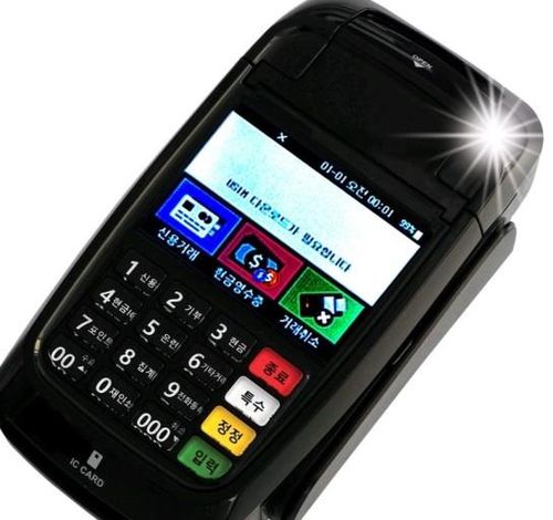 카드 단말기일부 국회의원 또는 후보자들은 출판 기념회 때 카드 단말기를 갖다 놓고 돈을 받기도 했다. [인터넷 캡처 사진]