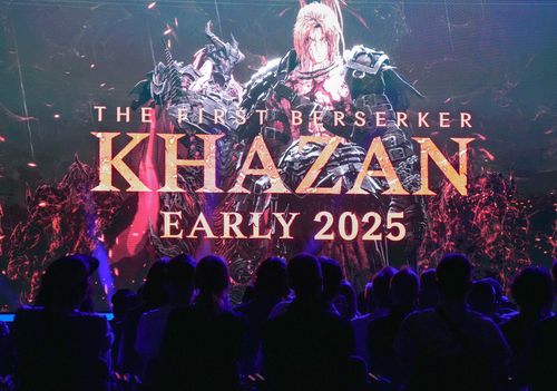 퍼스트 버서커: 카잔 트레일러 보는 관람객들    (쾰른=연합뉴스) 김주환 기자 = 20일(현지 시각) 독일 쾰른에서 열린 게임스컴 2024 개막 전야제 행사 '오프닝 나이트 라이브'(ONL)에서 관람객들이 '퍼스트 버서커: 카잔' 트레일러를 관람하고 있다. 2024.8.20 jujuk@yna.co.kr