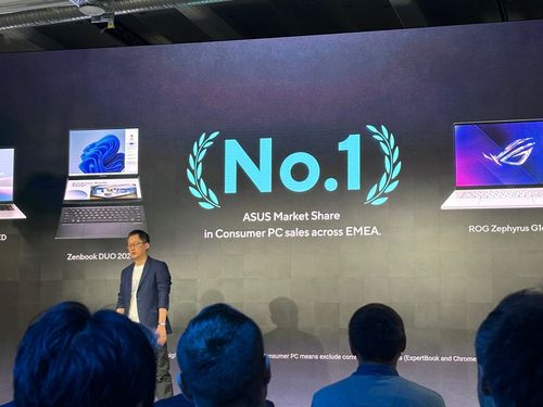 에이수스 신제품 공개 기자간담회(베를린=연합뉴스) 조현영 기자 = 대만 PC 제조업체 에이수스가 4일(현지 시각) 독일 베를린에서 AI PC 신제품 공개 기자 간담회를 열고 있다. 2024.9.4 hyun0@yna.co.kr