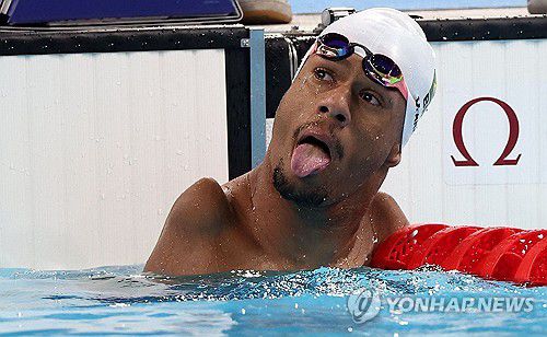 가브리엘지뉴의 혀를 내미는 세리머니 [AFP=연합뉴스 자료사진]