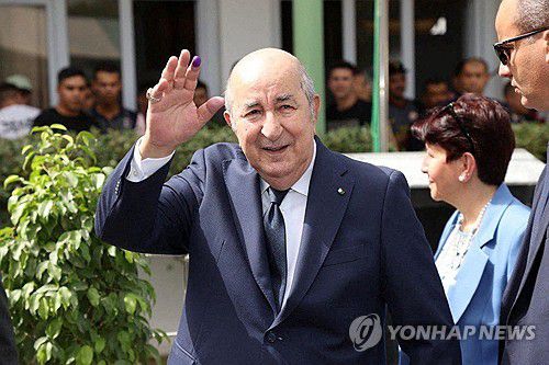 압델마드지드 테분 알제리 대통령[알제리 대통령실/로이터. 재판매 및 DB 금지]