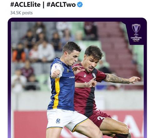 경합하는 광주FC의 아사니(왼쪽)[아시아축구연맹 사회관계망서비스 캡처. 재판매 및 DB금지]