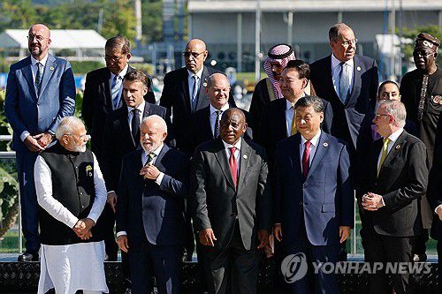 단체 사진 촬영하는 G20 정상들[리우데자네이루 AFP=연합뉴스. 재판매 및 DB 금지]