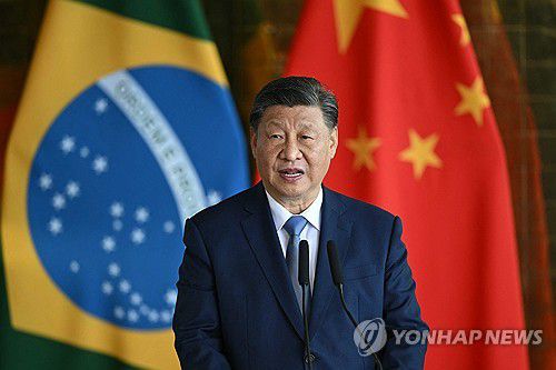 공동 기자회견하는 시진핑 중국 국가주석[브라질리아 AFP=연합뉴스. 재판매 및 DB 금지]