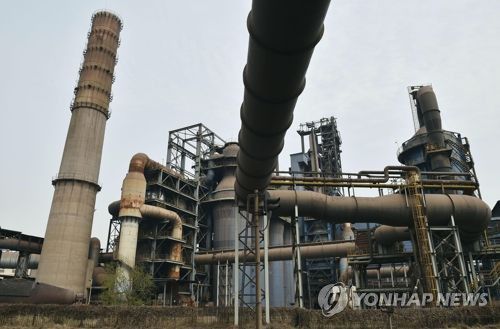 중국 발해철강[톈진 교도=연합뉴스 자료사진] 중국 국유 철강 대기업 발해(渤海)철강 톈진(天津) 공장의 작년 4월 모습.