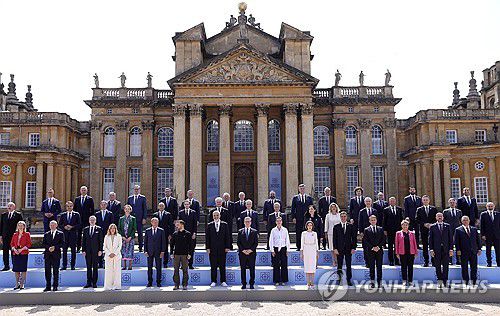 10월 영국에서 열린 유럽정치공동체(EPC) 회의에 참석한 유럽 정상들[EPA 연합뉴스 자료사진]