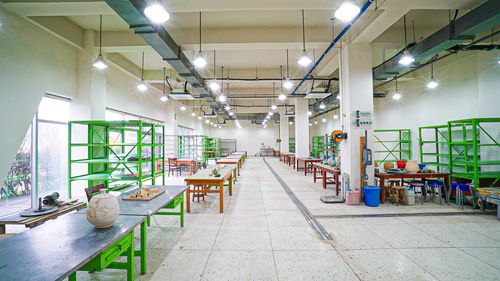 김해공예창작지원센터 내부 작업장 [김해시 제공. 재판매 및 DB 금지]