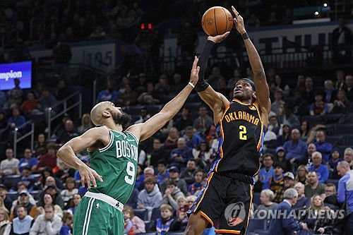 슛을 쏘는 샤이 길저스알렉산더[AP=연합뉴스]