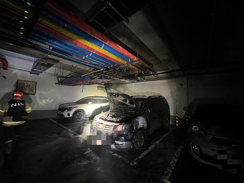 지하 주차장 차량 화재[전북소방본부 제공. 재판매 및 DB 금지]