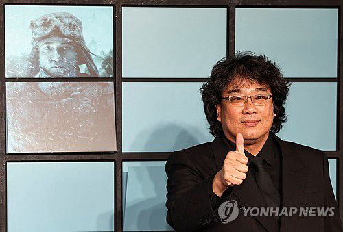 지난 13일(현지시간) 영국 런던에서 '미키 17' 월드 프리미어 참석한 봉준호 감독 [런던 로이터=연합뉴스. 재판매 및 DB 금지]