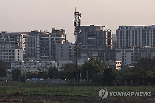 '사기조직 기승' 미얀마 접경 도시사기 조직의 대규모 작업장들이 들어선 것으로 알려진 미얀마 동부의 태국 접경 지역인 슈웨코코의 시가지 모습. 2025.02.17 [AFP 연합뉴스 자료사진. 재판매 및 DB 금지]
