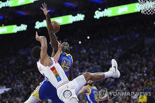 수비하는 드레인먼드 그린[AP=연합뉴스. 재판매 및 DB 금지]