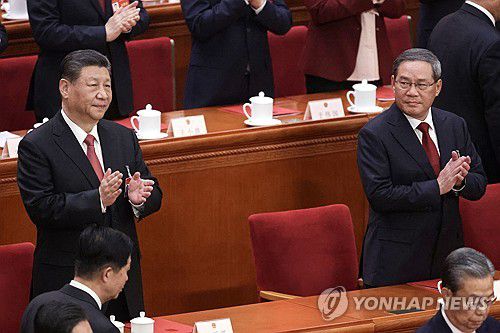 2024년 3월 양회에 참석한 시진핑 중국 국가 주석과 리창 총리. [EPA 연합뉴스 자료사진. 재판매 및 DB 금지]