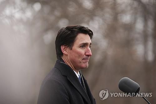 지난 1월 6일 사임계획 발표하는 트뤼도 총리[AP 연합뉴스 자료사진]