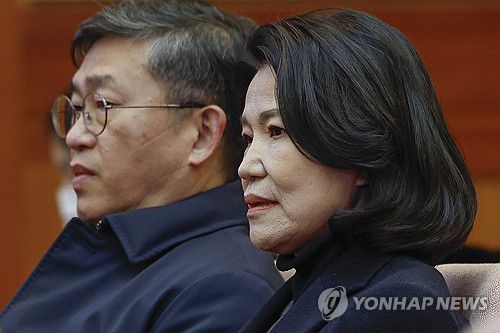 탄핵심판 선고 출석한 이진숙 방통위원장(서울=연합뉴스) 김인철 기자 = 이진숙 방송통신위원장이 23일 오전 서울 종로구 헌법재판소 대심판정에서 열린 방통위원장 탄핵심판 청구 사건 선고에 출석해 있다. 2025.1.23 [공동취재] yatoya@yna.co.kr