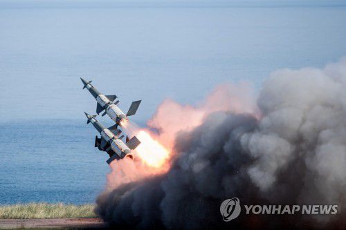 나토의 미사일 발사 훈련[EPA 연합뉴스 자료사진]