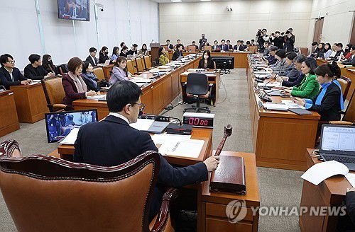 국회 보건복지위원회 전체 회의 모습[류영석 기자 촬영]