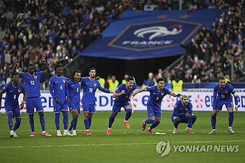 프랑스, 승부차기 끝에 크로아티아 꺾고 준결승행[AP=연합뉴스]