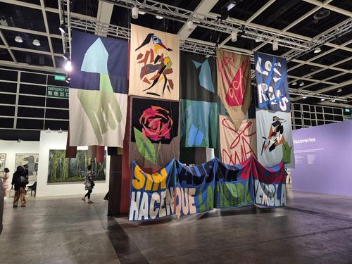 (홍콩=연합뉴스) 황희경 기자 = 26일 홍콩 전시컨벤션센터에서 개막한 아트바젤 홍콩 모습. 2025.3.26. zitrone@yna.co.kr