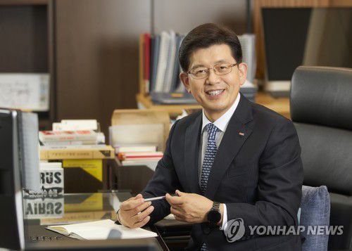 빈대인 BNK금융그룹 회장[BNK금융그룹 제공]