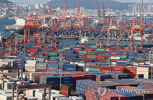 부산항 신선대·감만·신감만부두[연합뉴스 자료사진]