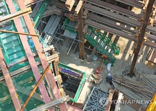서울시내 한 공사장[연합뉴스 자료사진]