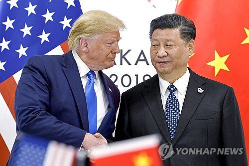 트럼프 미국 대통령(왼쪽)과 시진핑 중국 국가주석[AP=연합뉴스 자료사진. 재판매 및 DB 금지]