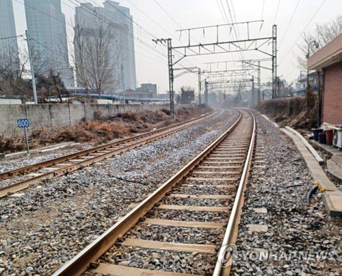 경의중앙선[연합뉴스 자료사진]