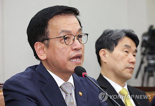 최상목 경제부총리(서울=연합뉴스) 김주형 기자. 2025.4.16 kjhpress@yna.co.kr