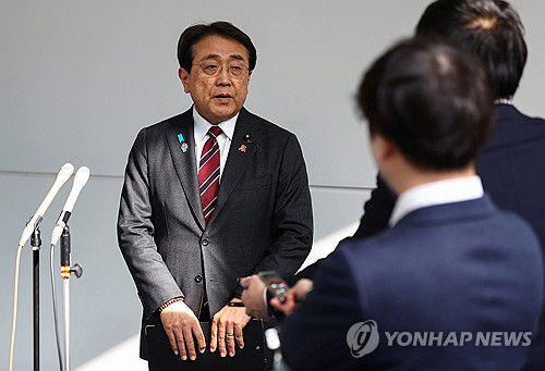 아카자와 료세이 일본 경제재생상[로이터 연합뉴스 자료사진. 재판매 및 DB 금지]