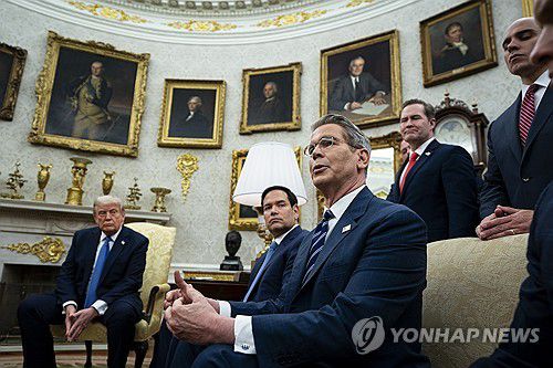 미·노르웨이 정상회담 배석한 베선트 미 재무장관[UPI 연합뉴스 자료사진. 재판매 및 DB 금지]