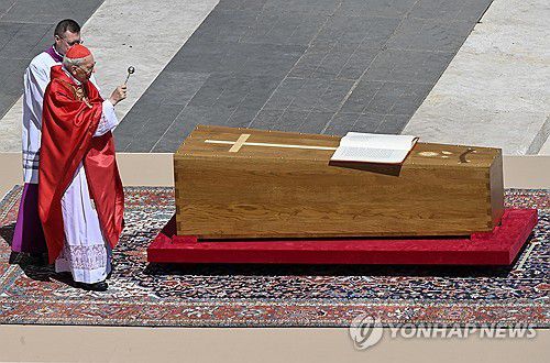 교황의 장례미사[EPA 연합뉴스. 재판매 및 DB 금지]