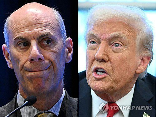 워싱턴DC 연방법원의 제임스 보스버그 판사와 트럼프 대통령[AFP 연합뉴스 자료사진. 재판매 및 DB 금지]