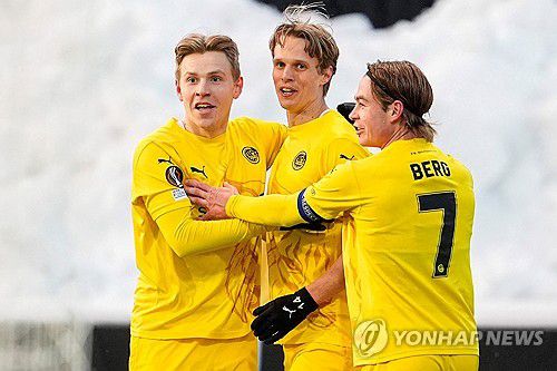 이탈리아 라치오와 UEL 8강에서 승리한 보되 선수들[로이터=연합뉴스]