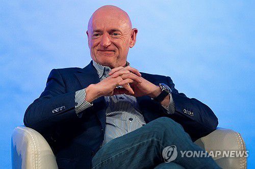 마크 켈리(민주·애리조나) 미국 상원의원[로이터 연합뉴스 자료사진. 재판매 및 DB 금지]